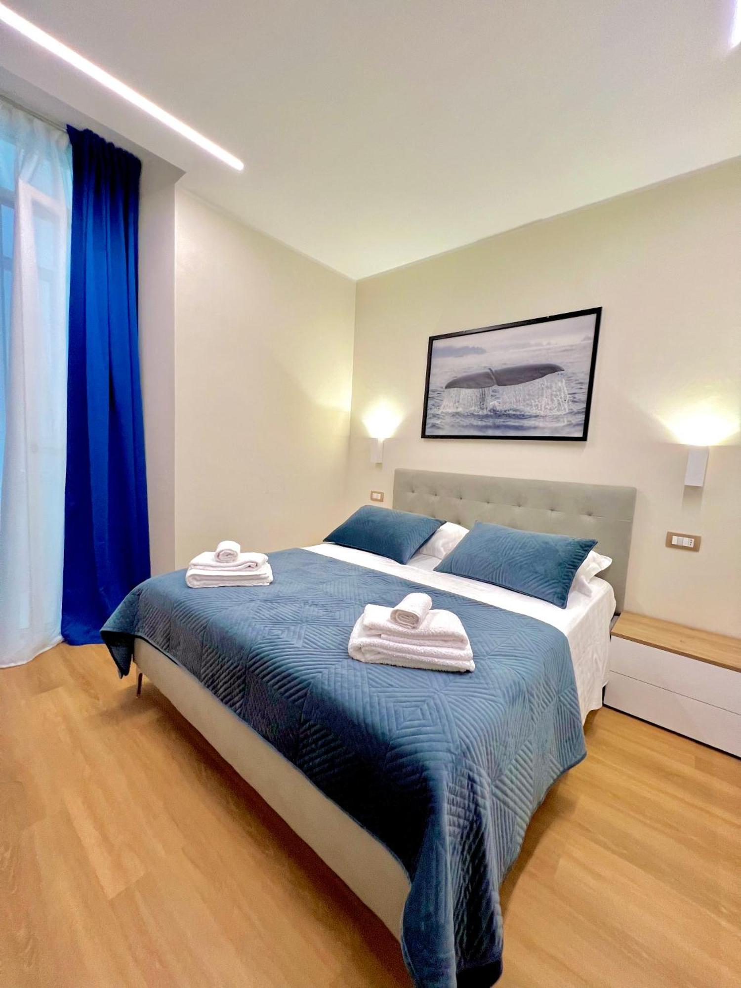 The Dream Apartment 100 M Dal Mare Savona Bagian luar foto